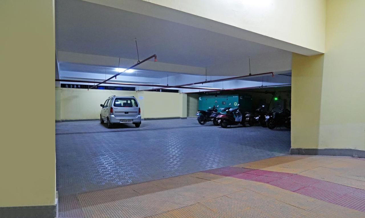 Treebo Lazystay Grand Patia Bhubaneswar Esterno foto