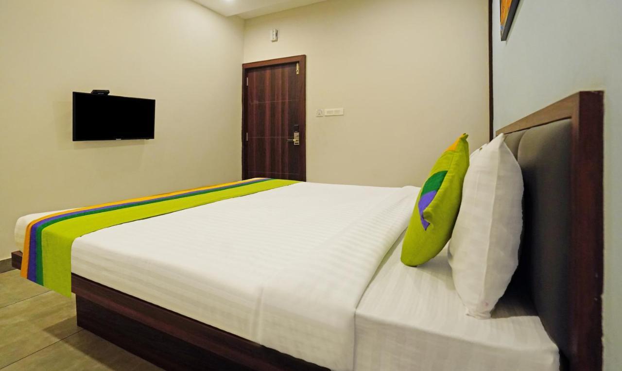 Treebo Lazystay Grand Patia Bhubaneswar Esterno foto