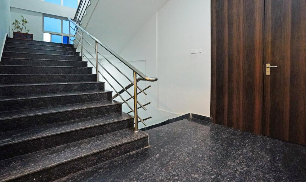 Treebo Lazystay Grand Patia Bhubaneswar Esterno foto